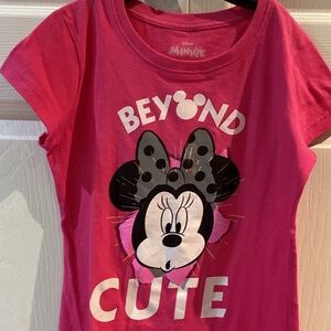 Disney Minnie Mouse Beyond Cute Girls Pink T-Shirt Size Small (6)